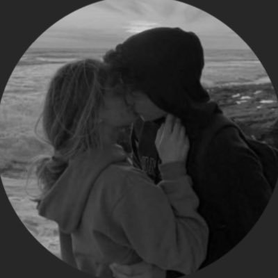 Gatilh0G3's profile picture. ✨