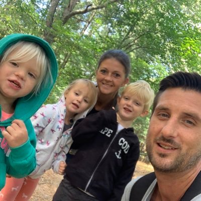 I am a devoted Husband and Father of 5. I teach my kids to be respectful and love their country. Raise your kids RIGHT #independent #2A #freedom #proudAmerican