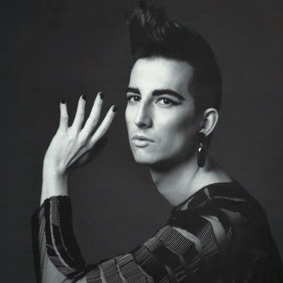 yosoycrawford's profile picture. Periodista y DJ