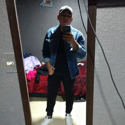 Aescoba25724938's profile picture. 