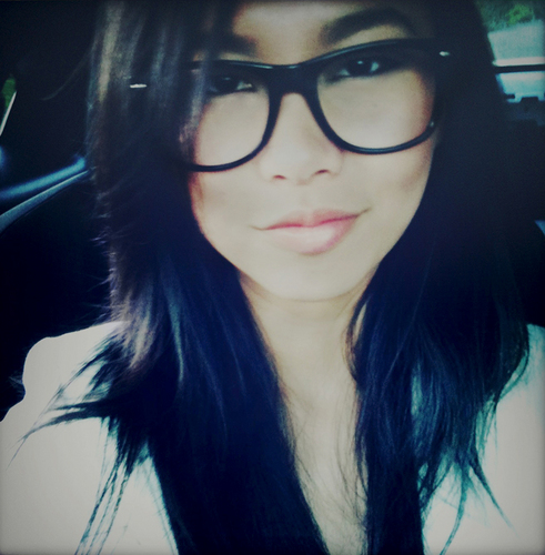 itsminghuang's profile picture. To shine bright like a diamond, you need to get cut like one