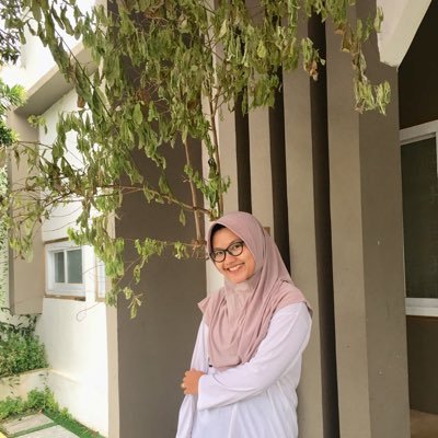 zakiakarima's profile picture. 