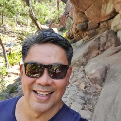 Filoz35749215's profile picture. Foresightful