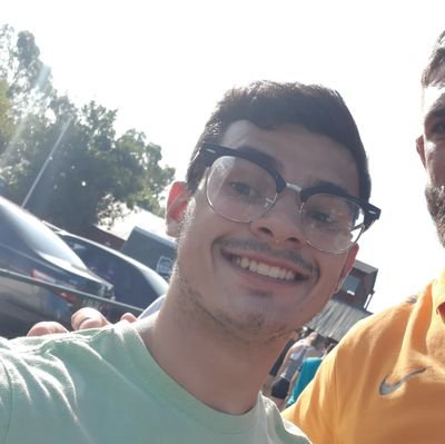 santiprumm2's profile picture. disfrutando de la vida, lo único que importa de verdad