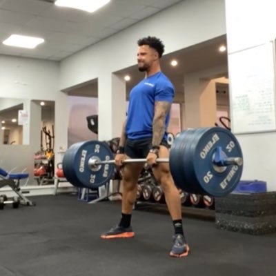 Probably find me lifting weights and breathing heavy | Work @htafc | MSc Student @UoS_MSc_SandC @salforduni | 🏋🏻♀️ ⚽️ 👨🏽💻 📈