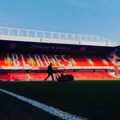 groundsman at sheffield united | Chelsea fan