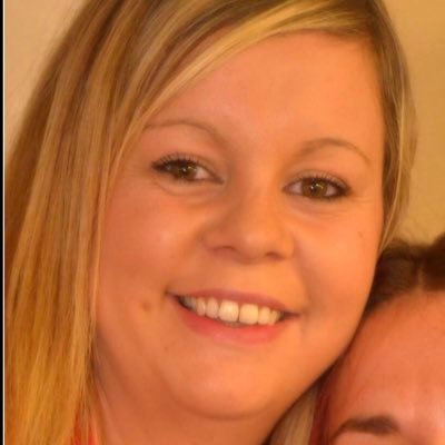 LauraRedden13's profile picture. 