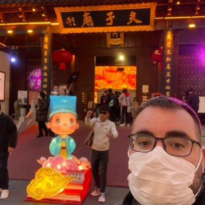 Swillbury's profile picture. Approvin million dollar deals from my iPhone...