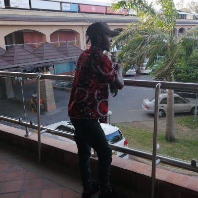 IsaacElvy's profile picture. 🇰🇪
--GEOLOGIST 
--FOREX IN MY VEINS 
       2PAC 💯% FAN 
          
= B.E.T.T.E.R    D.A.Y.S      A .H.E.A.D=
