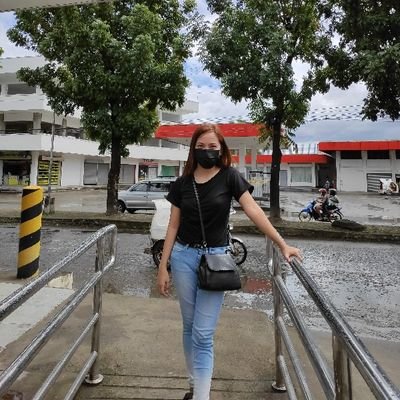 AZALEAmer29's profile picture. Damsel in Distress