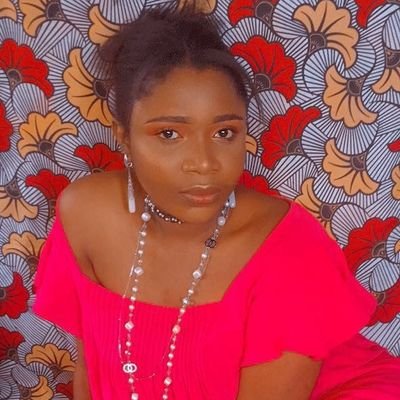 Enyinnaya_B's profile picture. A very simple person🌻                                    Couturier👗                                                      Ambiversive 😉