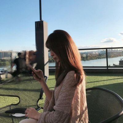 天使2人のママ👼
離婚後、パートを掛け持ちするも生活苦...( ´:ω:` )⇒今の現状を変えたいと思い、ネットビジネスに出会う⇒3ヵ月で月収100万円達成💓
時間とお金が自由になって幸せな毎日に💞
わたしのように現状を変えたいと思っている人を無料でサポートしてます✨
無言フォロー失礼します🙇♂️
