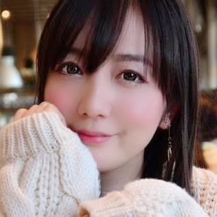 岡田茜。滋賀県出身のギター弾き語りのシンガーソングライター。女優、MCとしても活動中。ご予約・お仕事依頼は、akaneokada000@gmail.comまで☆