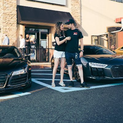 MeidanKleitman's profile picture. Head Of IT
Owner @ #SustainableDeco
Driver @ #TeamInsanityRacing
Love $stocks and Believe in #Crypto