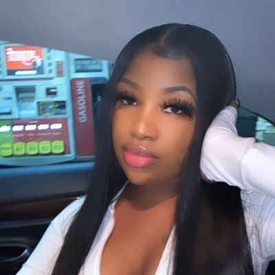 Chrissiann_'s profile picture. H.E.R 💎 BCU’24 👩🏽‍🎓