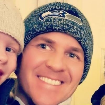 LIFTdad's profile picture. 📈 #GrowthMindset
🍳 #CleanEating
💪 #Fitness
🦸‍♂️ #Lifehacker
❤ Most importantly, my wife and kids