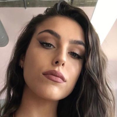 Pinksky956's profile picture. 