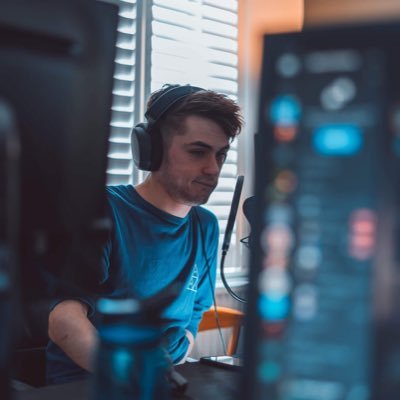 YoungaGames's profile picture. Game Designer on Star Citizen. slowed + reverb vibes https://t.co/5LJ4Liw17j