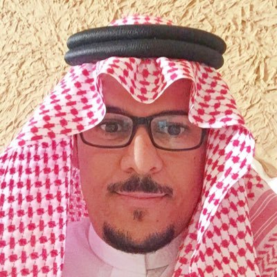 أستاذ اللغويات. رئيس قسم اللغة العربية في @umajmaah
