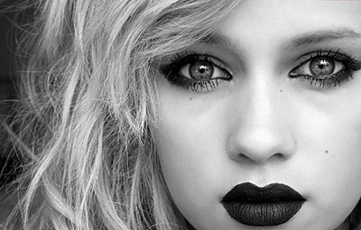 Red_Rock_Black's profile picture. fuck -.-