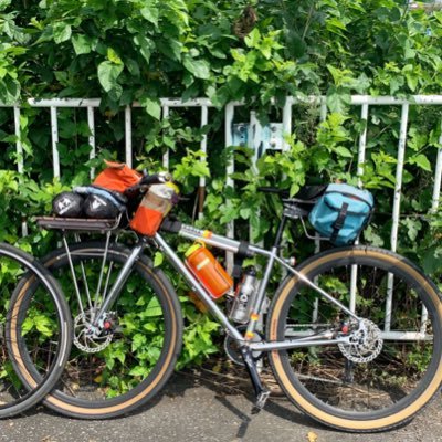 東京都北千住にある自転車屋さん、自転車雑貨FLIP&FLOPの店長です。2人の兄妹の母でありながら、フリフロオーナーの妻でありながら、自転車が好きな私の今が旬だな〜って思う事や日常のあれやこれやのつぶやきです。