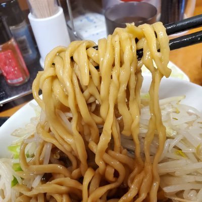 らーめんコジマルの製麺所です。 麺の販売をしております。 ご購入をご希望の方は、DMにて承ります。 宜しくお願い致します。