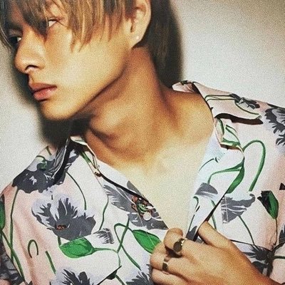 nash_129's profile picture. 𝚂𝚎𝚡𝚢 𝚉𝚘𝚗𝚎🌹💜𝚂𝚑𝚘 𝙷𝚒𝚛𝚊𝚗𝚘 👑❤️𝙸𝚆𝙰𝙺𝙸 𝙵𝙲⚽️💙