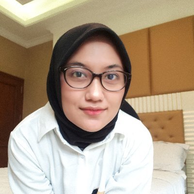 takdirku, seperti juga takdirmu, tak pernah tertulis sama dengan orang lain