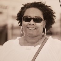 Renita Reynolds (@ariestothecore) Twitter profile photo