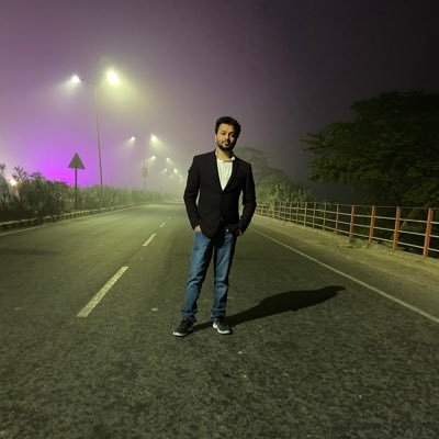 LShrinet's profile picture. 