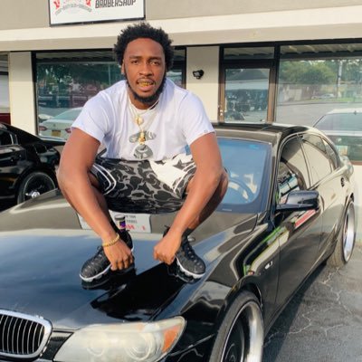 IG📸-Jr2Kold Benji💰Fanatic Blessed🕊Forever https://t.co/P70hYBUO8E
