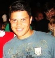 Nunca acredite em promessas, acredite sempre em atitudes!