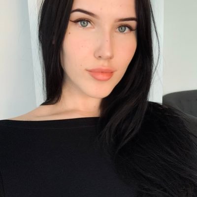 polastasule's profile picture. Building https://t.co/v5VrsVX6Hi 
Data scientist / aerospace engineer grad / Aspiring polyglot software engineer / Art, hacking + science