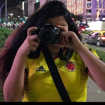MarianaRiosO14's profile picture. Estudiante de Comunicación social de la Universidad Católica Luis Amigó🧡💙/
Amante del Periodismo Deportivo🎙️🎥
/Vivimos en un arcoiris de caos🌈