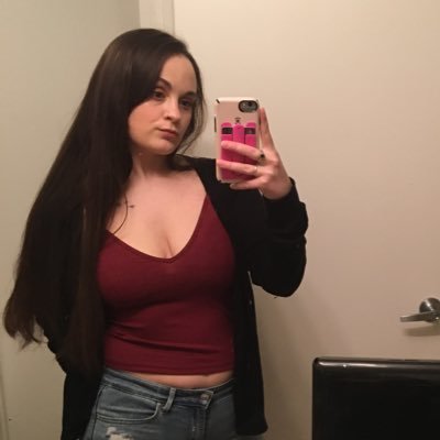 BeccaDatAssUp's profile picture. forever miserable