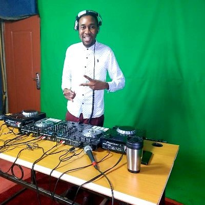 Freelance Video Editor
Event Mix Deejay For Bookings
Call:0977984366
Email:Mabvutomwanza68@gmail.com