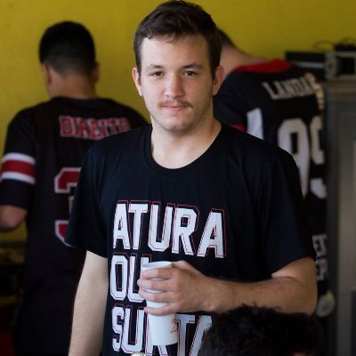 voltei para falar sobre temas pertinentes da cultura brasileira
