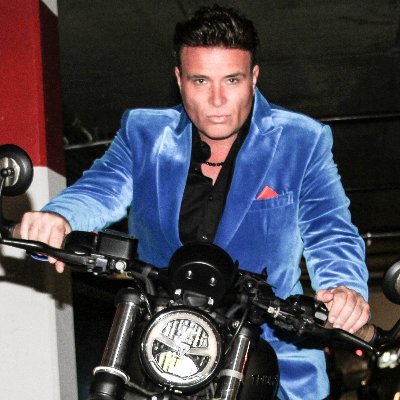 Pop-Rock singer-songwriter, Jim Mullin. 
https://t.co/AV46Q7u24D 
https://t.co/mx3gue4BSR
Intl. Published Photographer
https://t.co/cxDZYeH6CF…