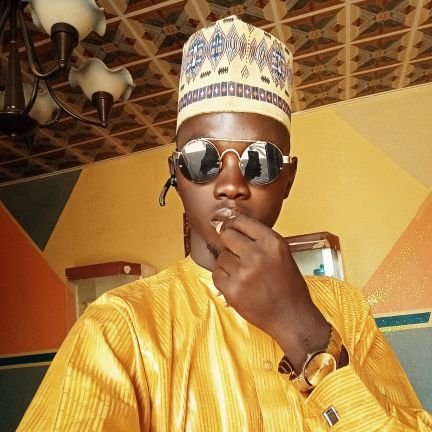 NaziruA74565491's profile picture. saurayi sabon jini
me sana a ba iyaka kowacce tazo semunyi wuf 🚈 da ita sede inba halal bane