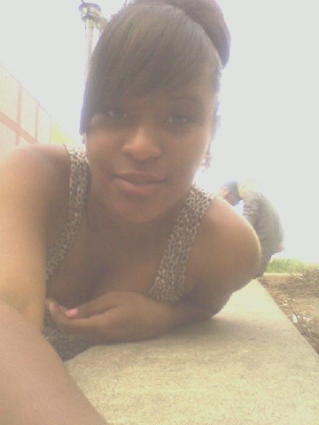 suckmybitchdick's profile picture. 