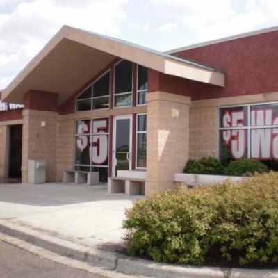 Dekalb County Illinois only Full Service Carwash & Detail Center.