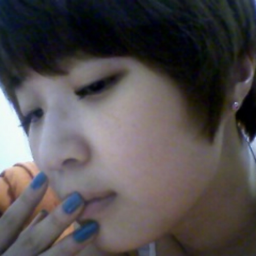 Hello Everyone~ I'm female and 26 years old. I was born in Korea. I like a song, a movie, a cartoon, and trip.