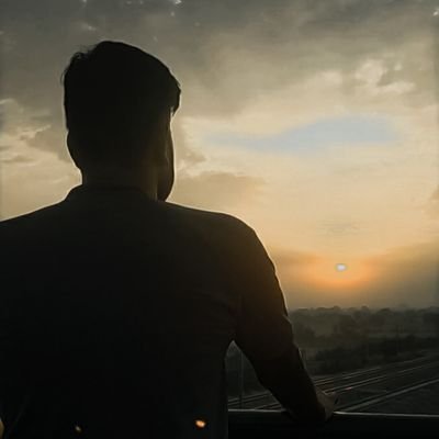 arktar481's profile picture. civil service aspirant 
Anime fan