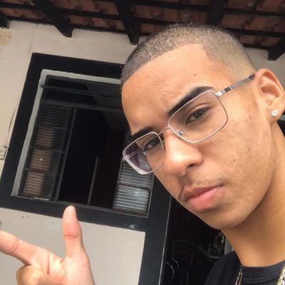 Porque sera, que eu n tenho um emprego 🤔