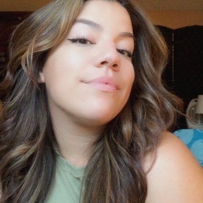 susyholla's profile picture. hi I’m Susy!