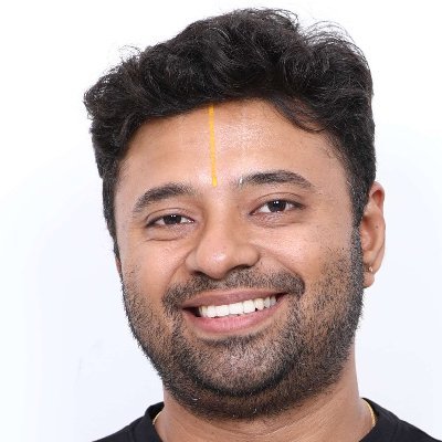 Indie hacker | Fiction writer | Carnatic Violinist. Building and scaling https://t.co/2Z8kzItjLe.