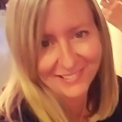 Jessica30880103's profile picture. 