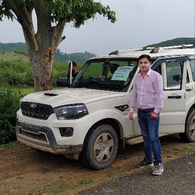 Tarunkr_125's profile picture. "Electrical Engineer | Problem-solver | Coffee-fueled"