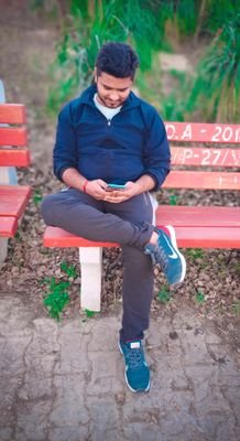 PhoghatSagar's profile picture. happy person of the world