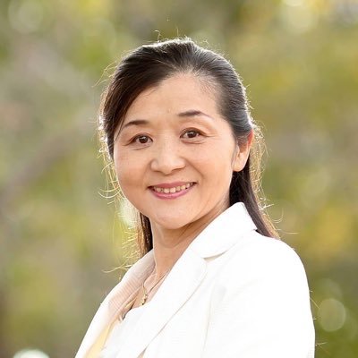 はじめまして❣️Twitter初心者!ご無礼をお許しください。家族の笑顔は、地域の元気❣️日照率が全国でもトップクラスの上田地域。おひさまパワーで朗らかな人がいっぱいの上田! 上田市議会議員2期目、現場の声第一!大好きな上田に住んでいて良かったと、誇りに思えるような地域づくりを目指し日々奮闘しています。東信濃三児の母!